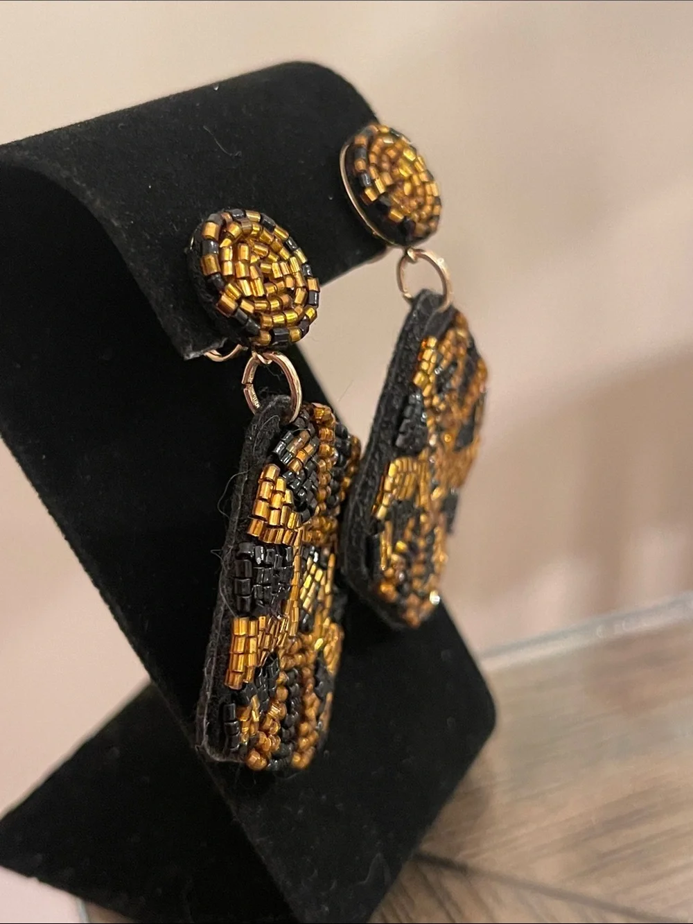 Vintage Style Square Geometric Black & Gold Seed Bead Dangle Clip Earrings